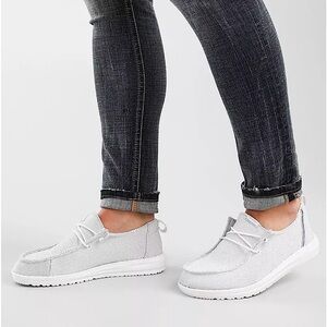 Hey Dude Womens‎ Wendy Sox Shoe 9 Sox White Taping Slip On Lightweight